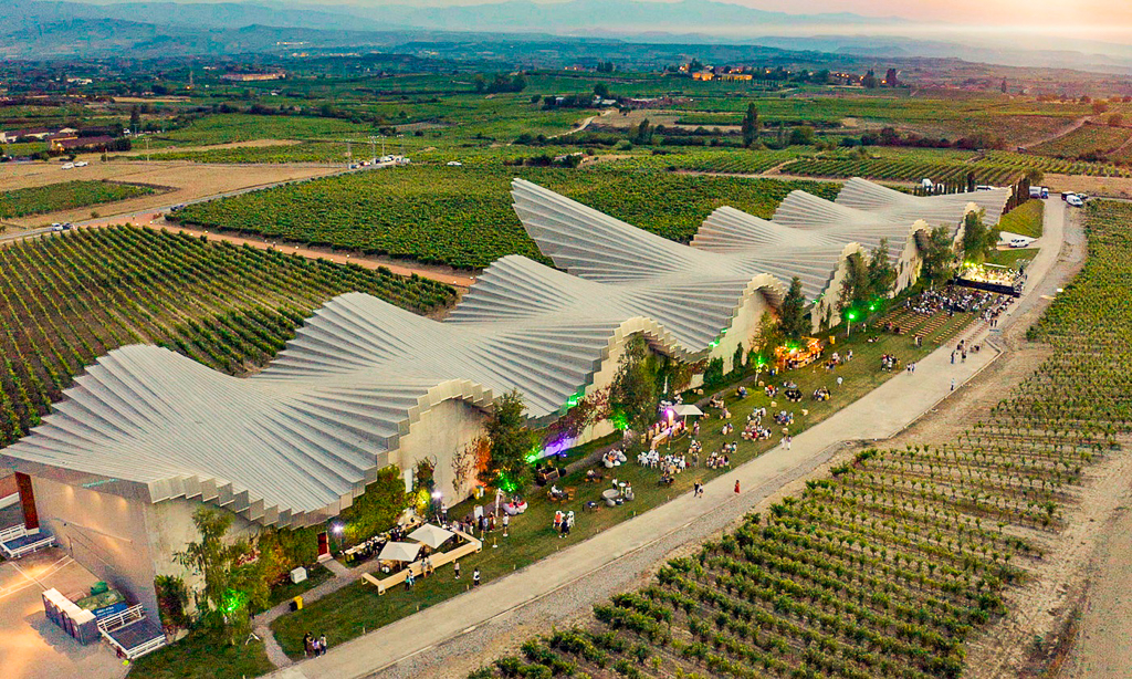 Bodegas Ysios escenario del Festival Esférica Rioja Alavesa