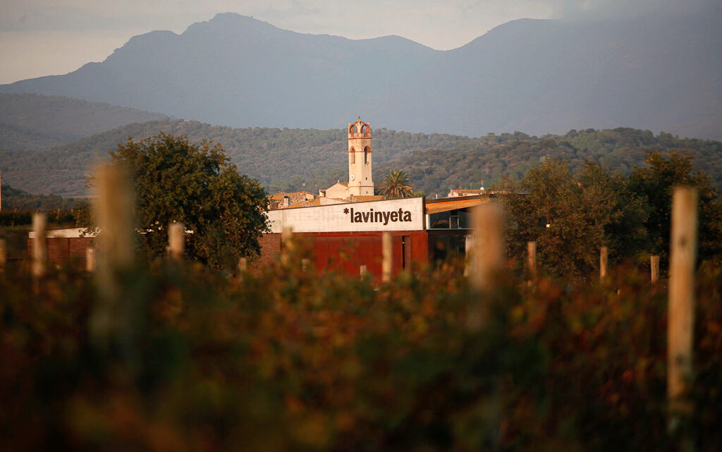 La Vinyeta premiada por sus buenas prácticas en materia ambiental y laboral