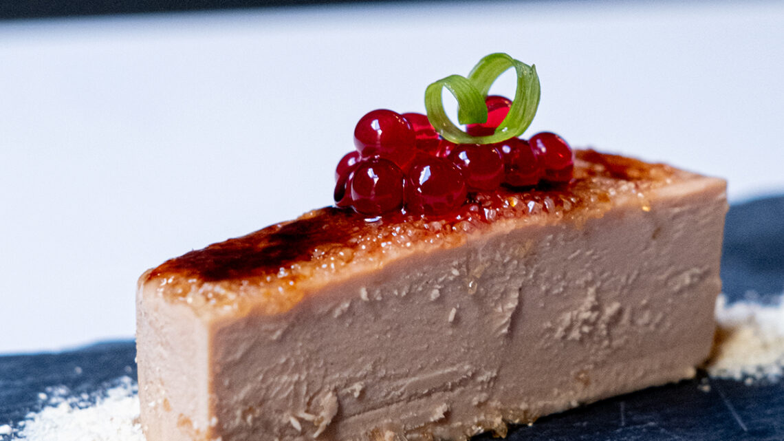 Las perlas de fruta de Caviaroli, premio Casa Gourmet a la Innovación Tecnológica 2025, transforman los menús festivos